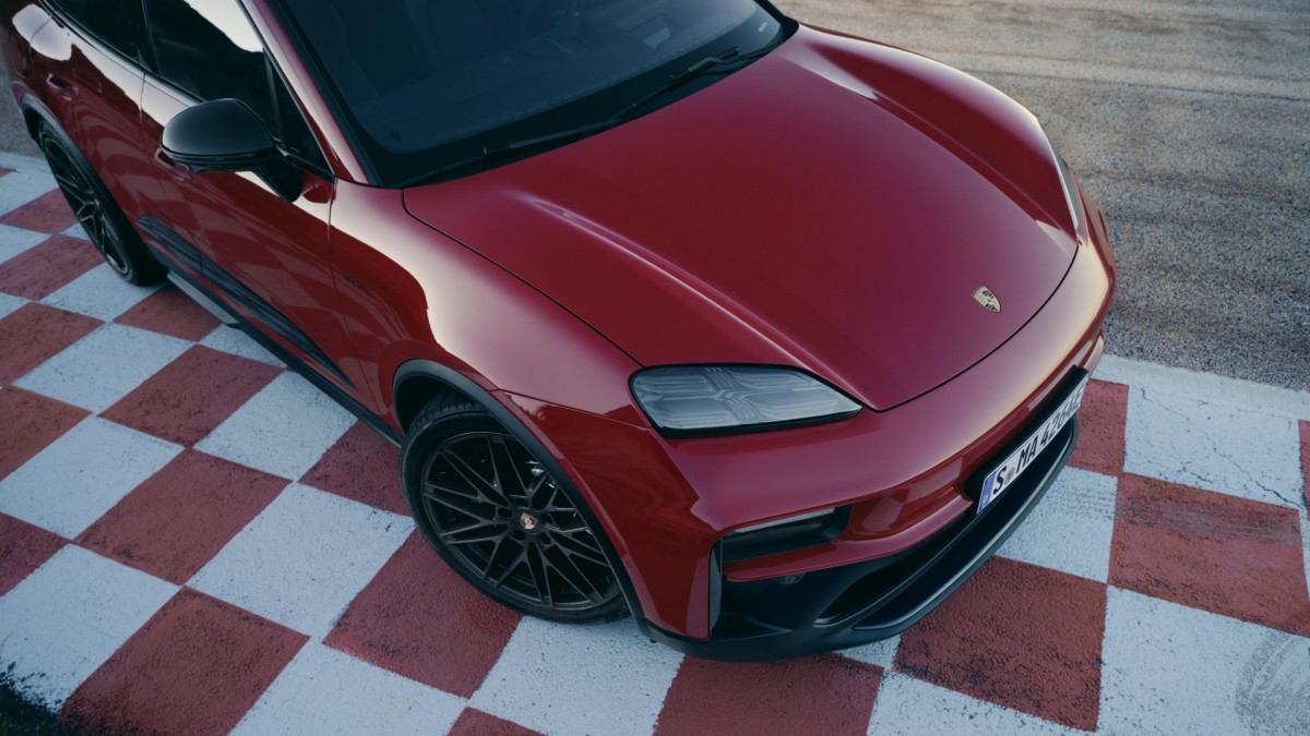 The electric Porsche Macan GTS is here