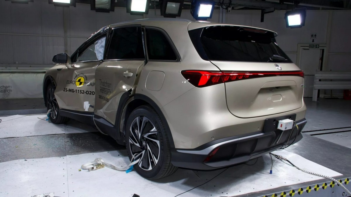 The unplanned debut of the MG S6 EV