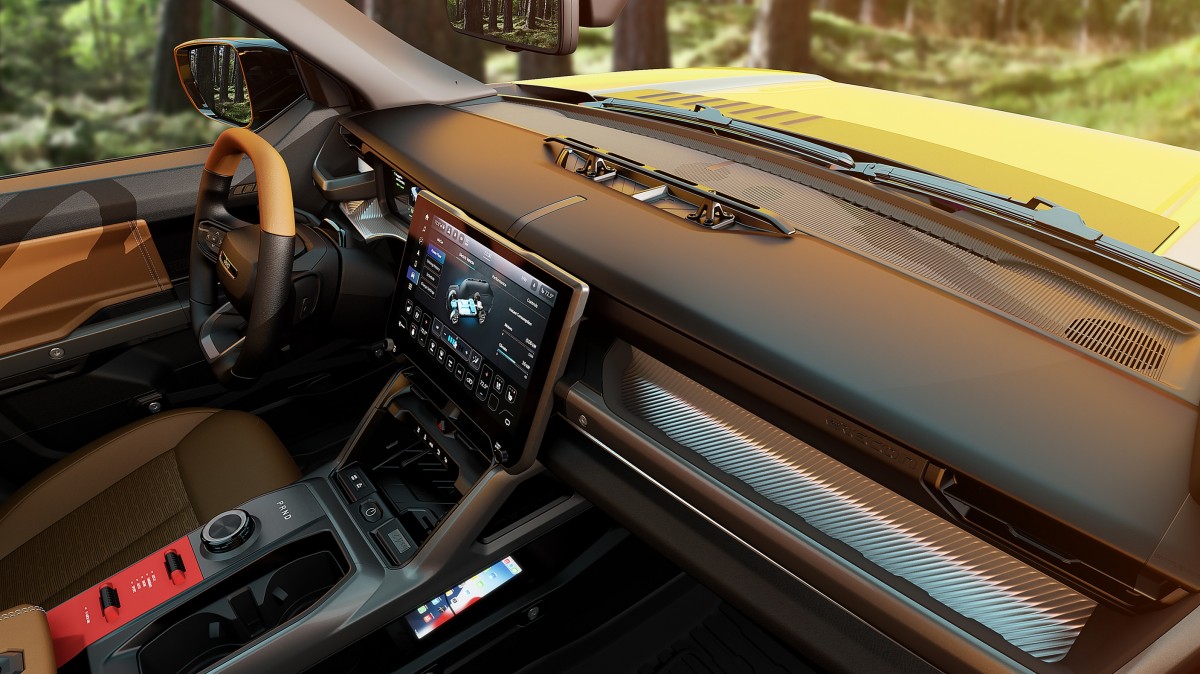 The 2026 all-electric and off-road ready Jeep Recon arrives with 650 HP