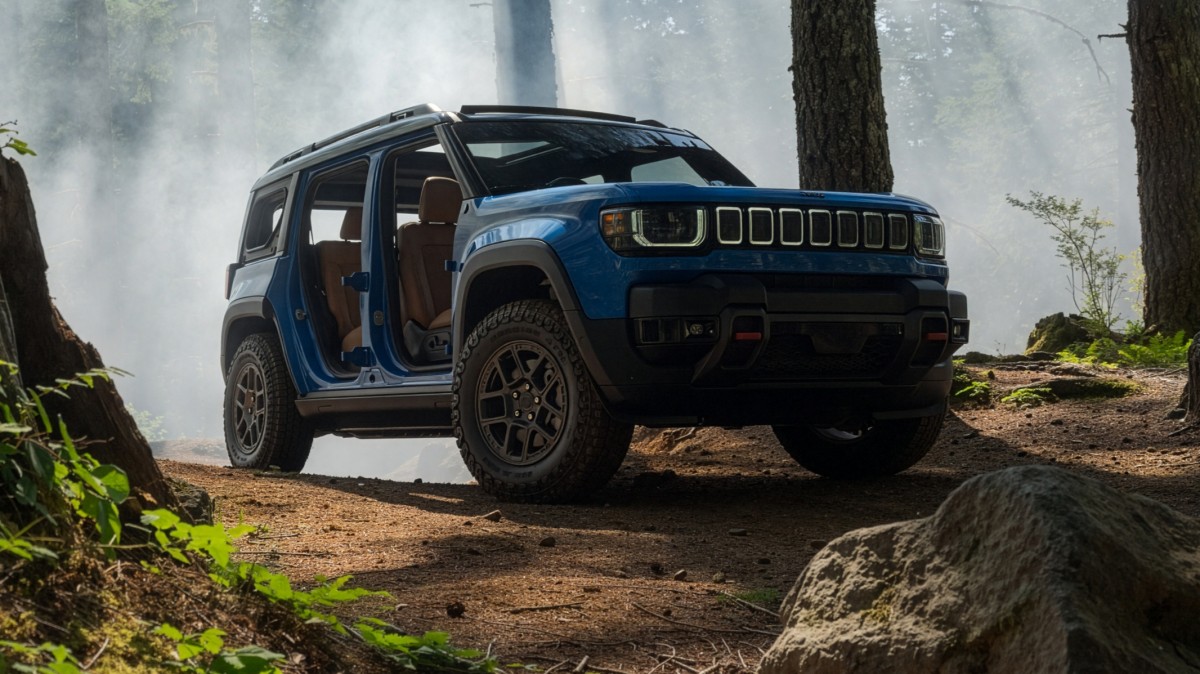 The 2026 all-electric and off-road ready Jeep Recon arrives with 650 HP