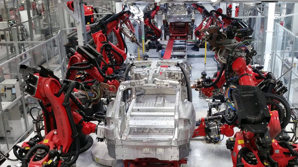 America's auto giants hit 'Reverse' on Chinese parts