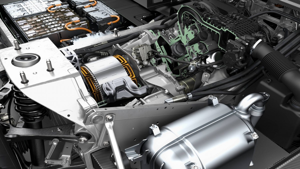 BMW reconsiders range extender technology for future X5 and 7 Series electric vehicles