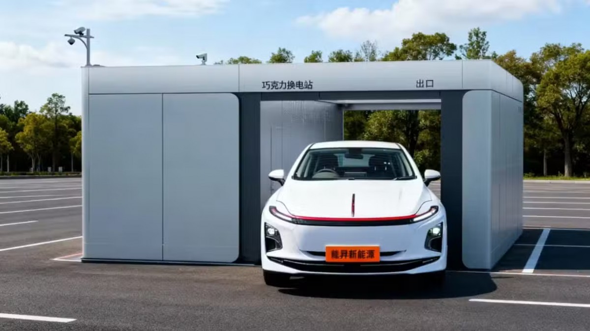 Hong Kong’s taxi fleet gets CATL's 99-second battery swap technology