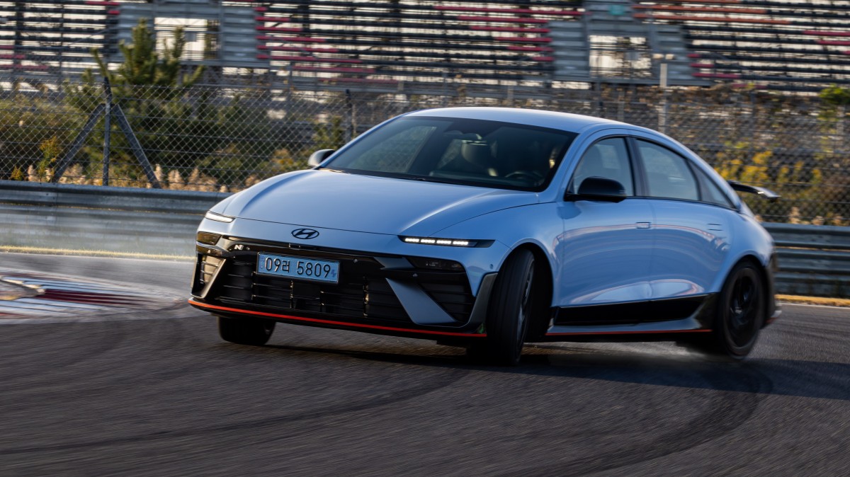 Hyundai Ioniq 6 N is a 650-horsepower EV that fakes it to make it
