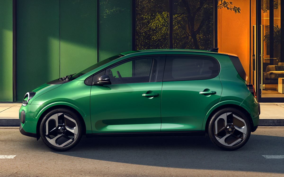 Renault Twingo E-Tech electric fully unveiled with under-€20,000 price