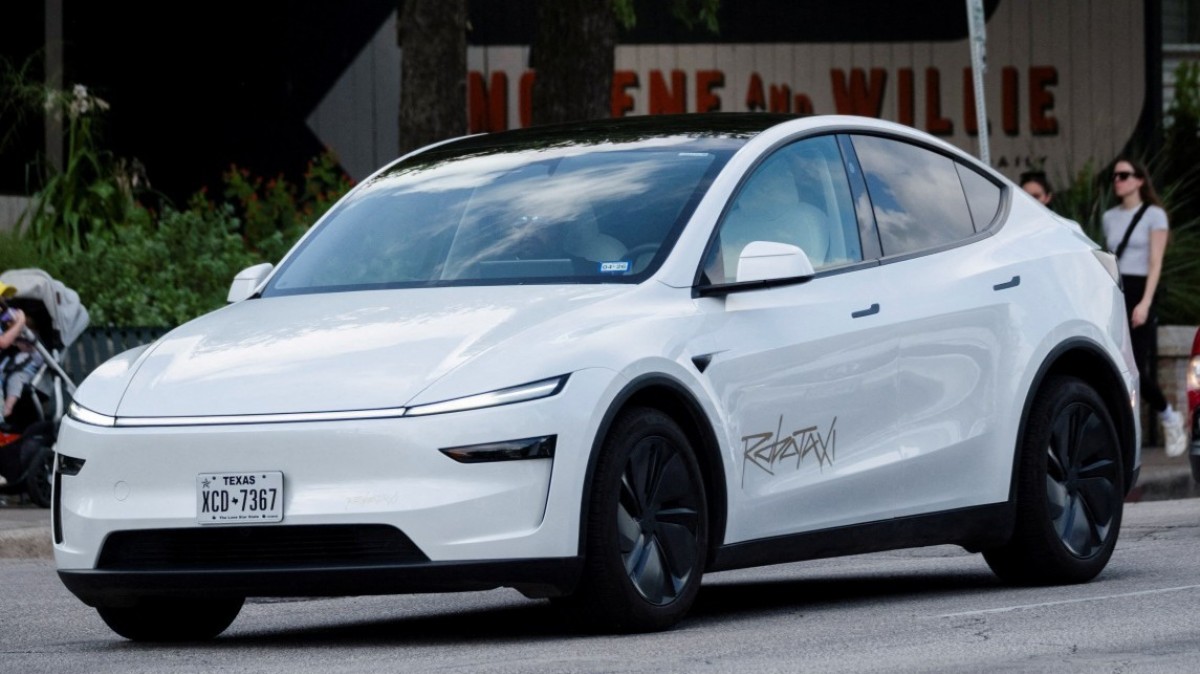 Tesla Robotaxi troubles grow with seven reported crashes in Austin