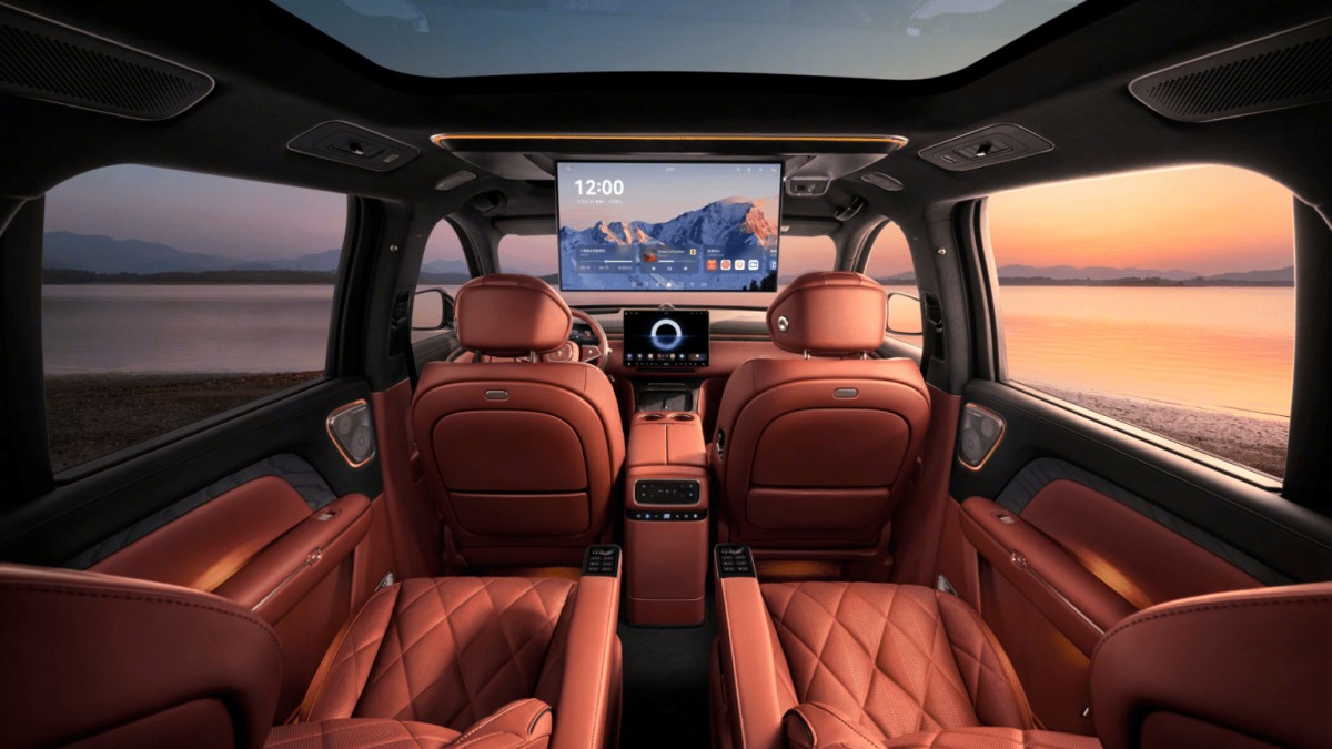 Voyah launches Taishan SUV - a flagship loaded with Huawei tech