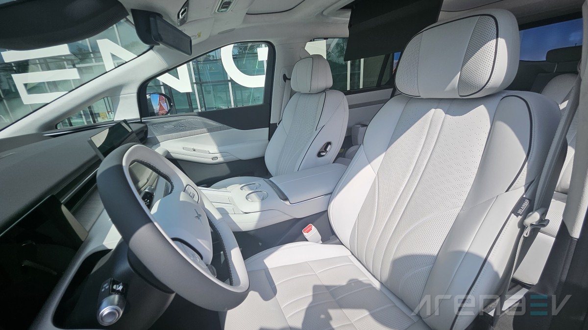 XPeng X9 PowerX - an electric luxury EV that ticks all the boxes