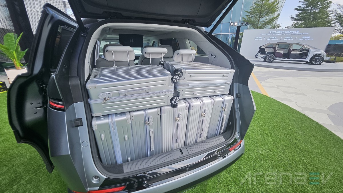 XPeng X9 PowerX - an electric luxury EV that ticks all the boxes