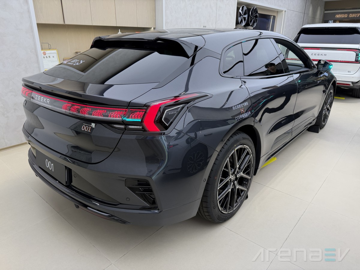 2025 Zeekr 001 hands-on review and first impressions