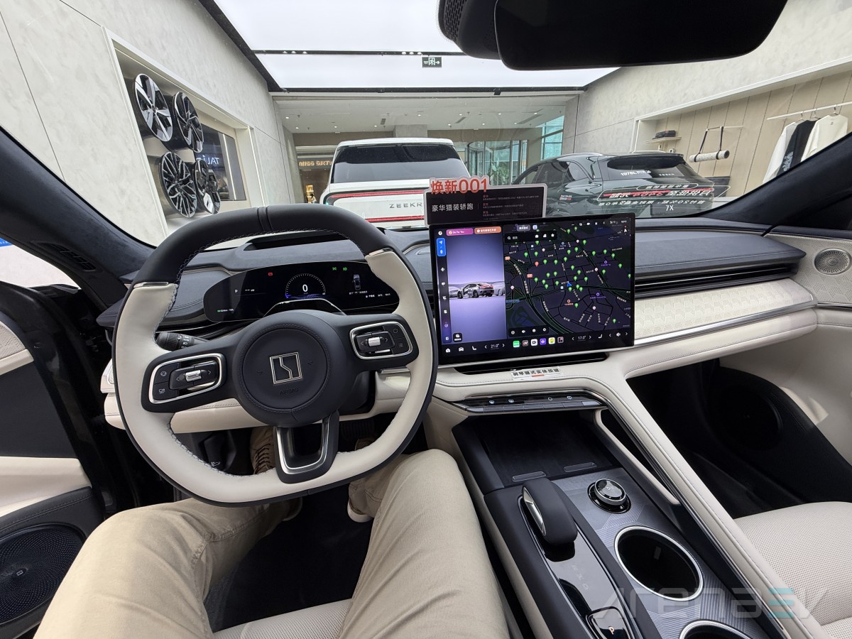 2025 Zeekr 001 hands-on review and first impressions