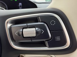 The steering wheel of the Zeekr 001.