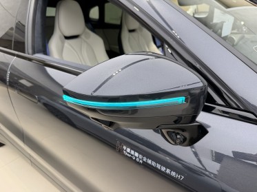 Side details of the Zeekr 001.