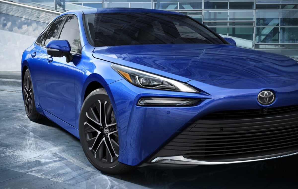 The 2026 Toyota Mirai gets new wheels and a reality check