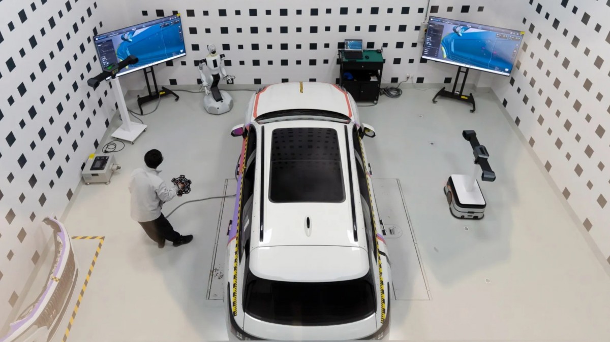Geely opens world’s largest auto safety lab