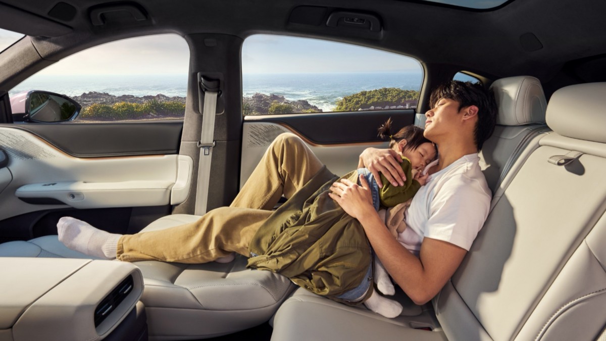 XPeng G6 arrives in the UK with super-fast charging and stealthy performance