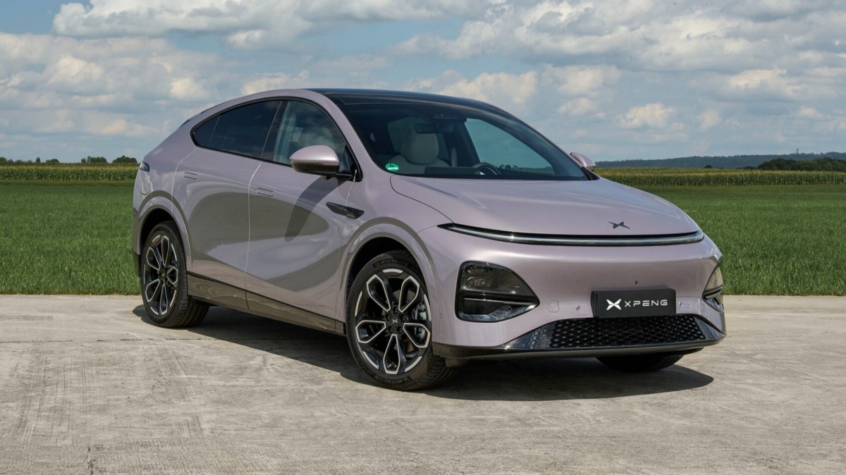 XPeng G6 arrives in the UK with super-fast charging and stealthy performance
