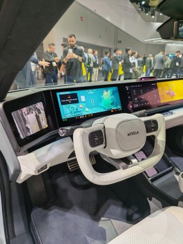 No excuses for blind spots with two mirror options per side.