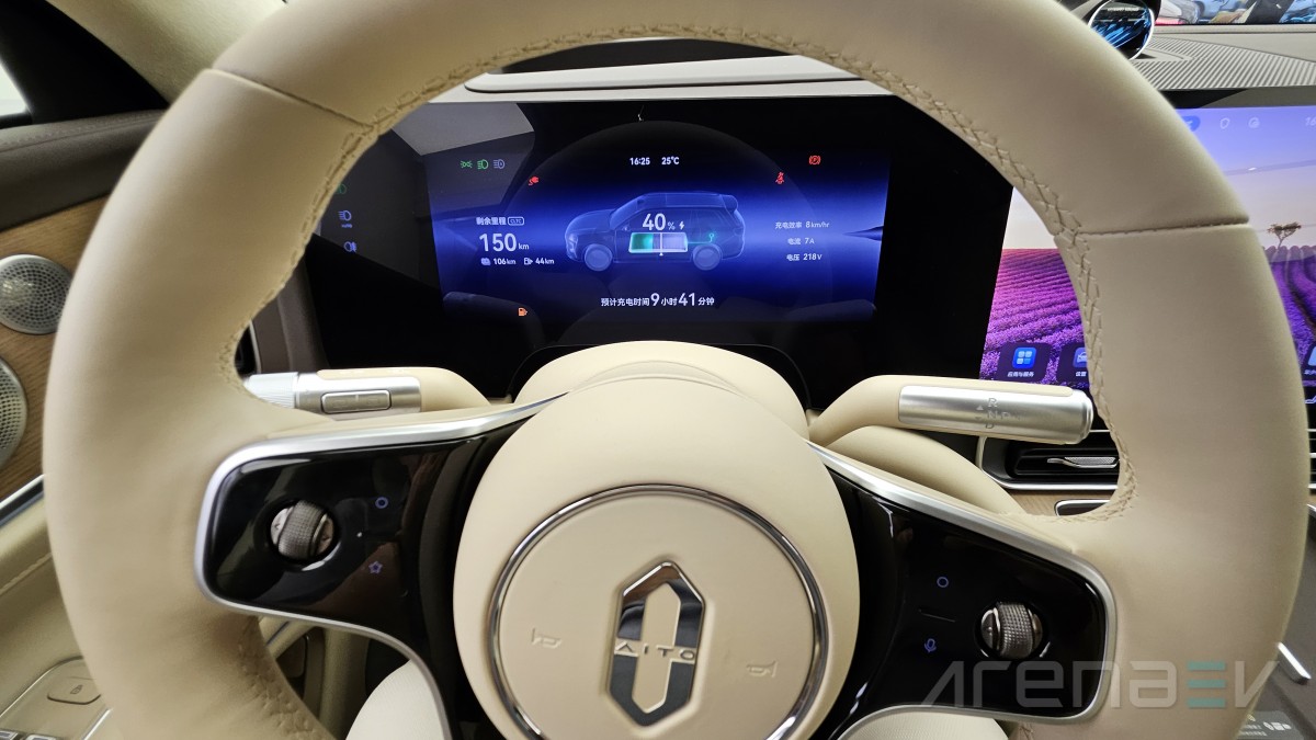 AITO M9 - Huawei-powered luxury SUV that should worry European giants