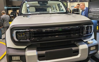 A rugged SUV with a secret pops up at NAVEE’s booth at CES