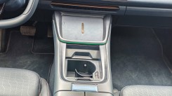 Lynk & Co 08 center console