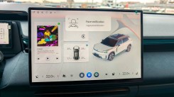 Lynk & Co 08 center console