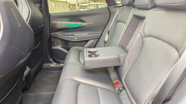 Lynk & Co 08 seats