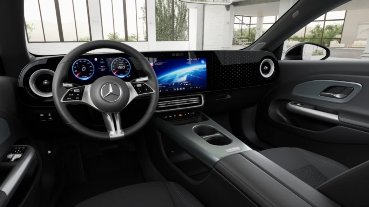 Mercedes CLA 250 - source: Mercedes-Benz