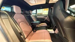 Rear passengers enjoy luxury