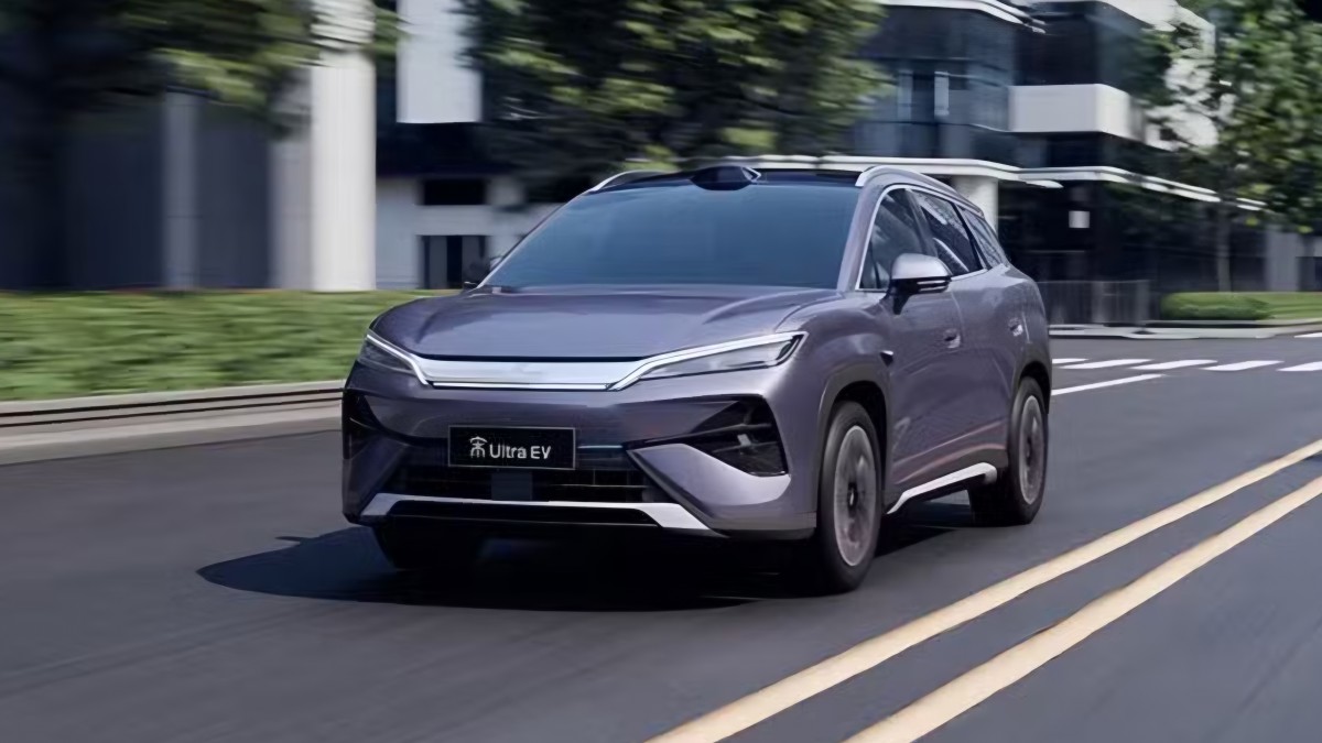 BYD Song Ultra EV - source: BYD
