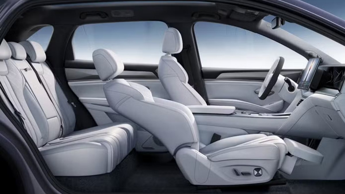 Interior of the BYD Song Ultra EV - source: BYD