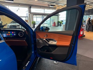 The door panels of the Mercedes GLC 400