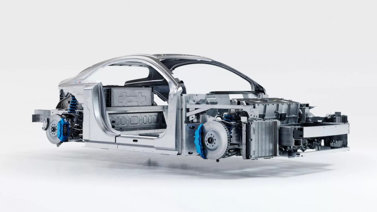 Alpine's new platform supports gasoline and electric powertrains
