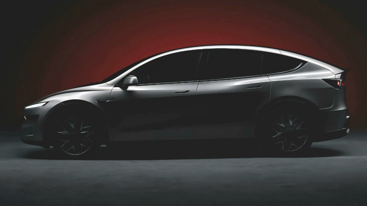 Model Y L was introduced in China last year - source: Tesla 