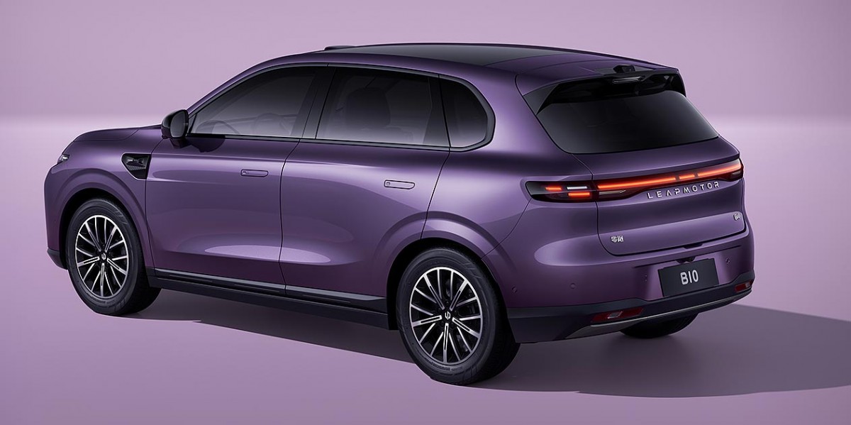 Toyota and Stellantis part ways with Tesla’s emissions group