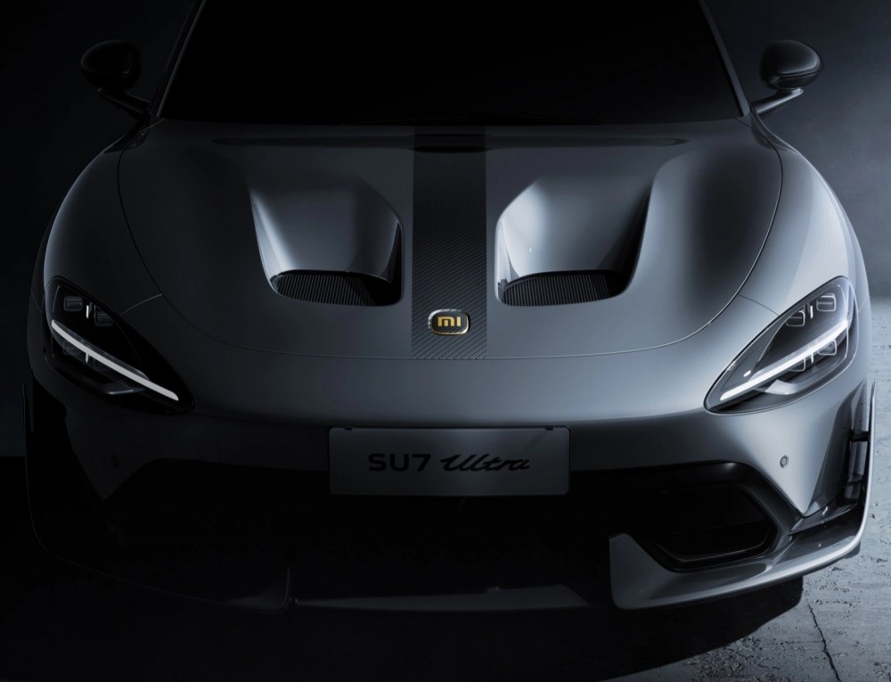 Xiaomi SU7 Ultra with the vented hood that now works - source: Xiaomi