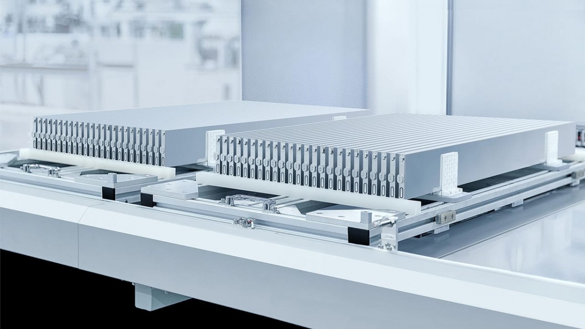 BYD scientist says solid-state batteries are almost here