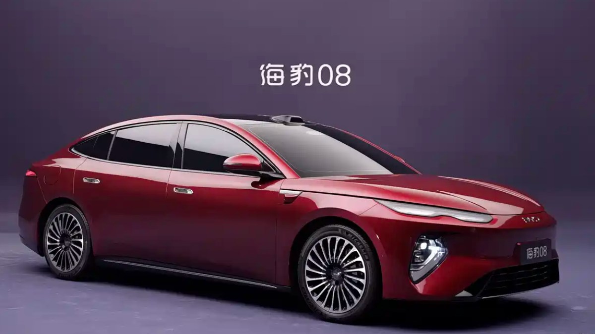BYD Seal 08 promises huge range and fast charging