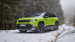 Jeep Compass e FWD in the snow