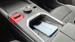Jeep Compass e center console