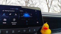 Right side menus are always there