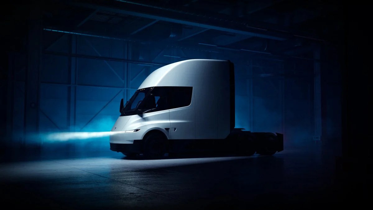 Tesla finally starts building the Semi truck at its new Nevada factory