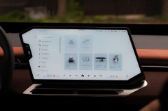 BMW iX3 display controls