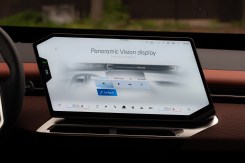 BMW iX3 display controls