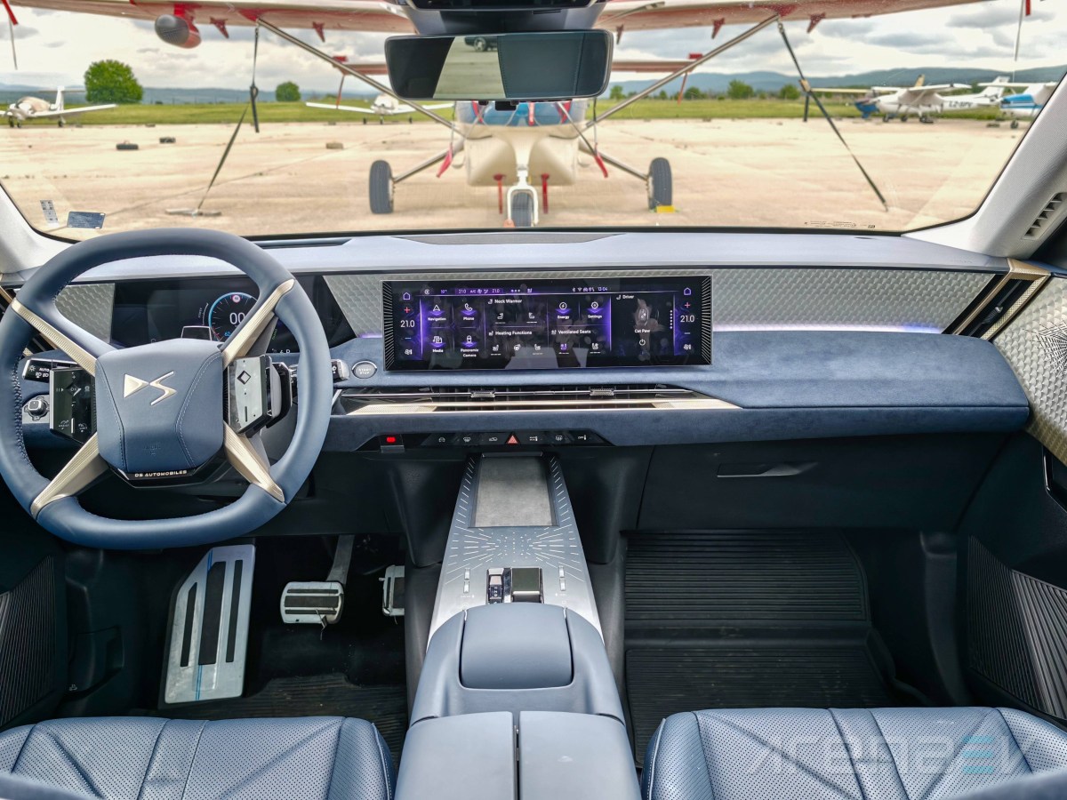 2026 DS Nº8 AWD review
