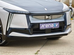 DS N°8 front end