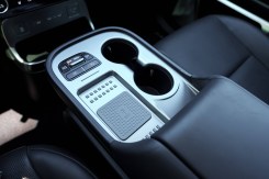 Hyundai Ioniq 9 Performance center console