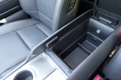 Hyundai Ioniq 9 Performance center console