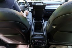 Hyundai Ioniq 9 Performance rear amenities