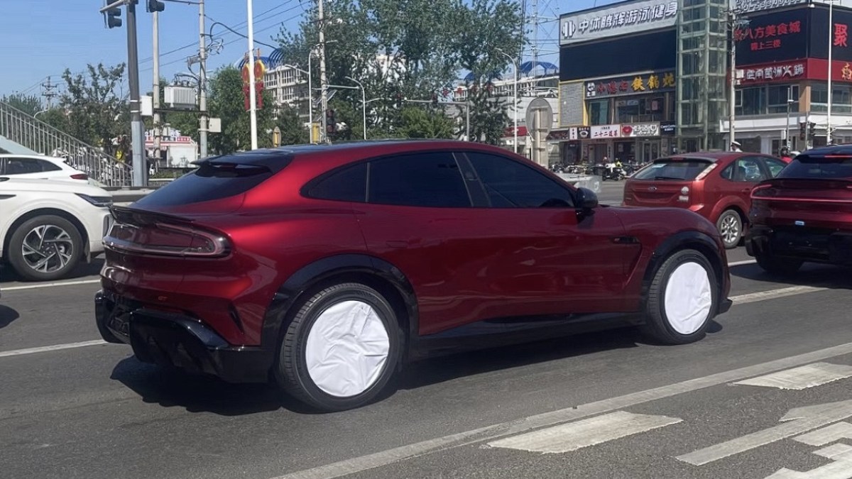 New 990-HP Xiaomi YU7 GT hits the streets ahead of the official debut